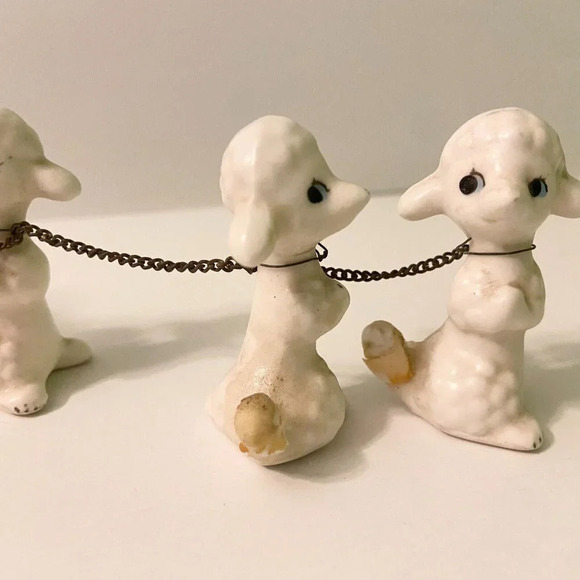Vintage Poodle Dog Family 4 Pups  On Chains Figurine Missing Hair - Picture 13 of 16